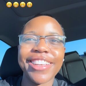 Meet your Posher, Christa